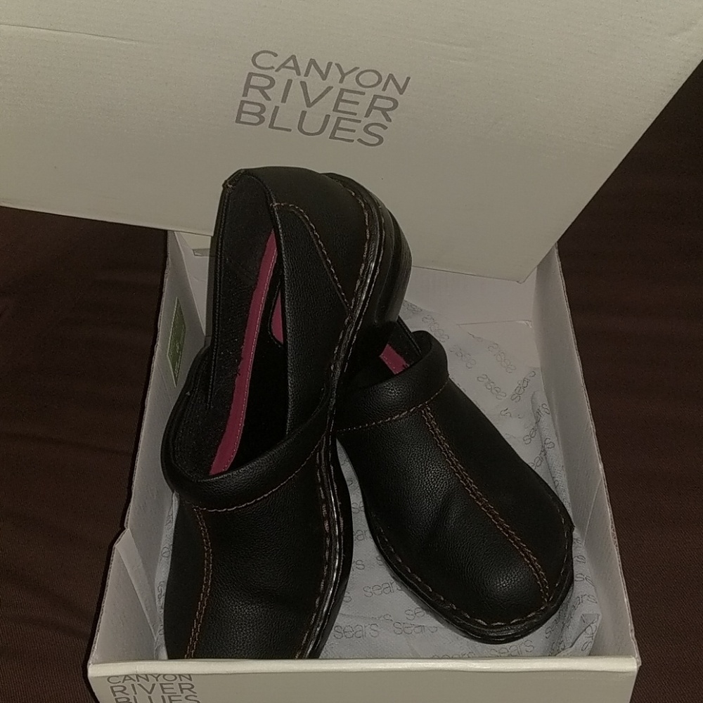 Canyon River Blues Closed toe Clogs